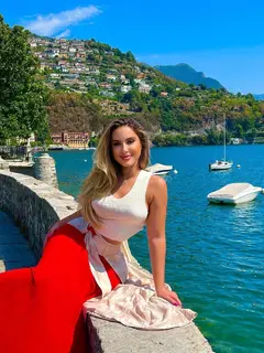 Daisy escort in London