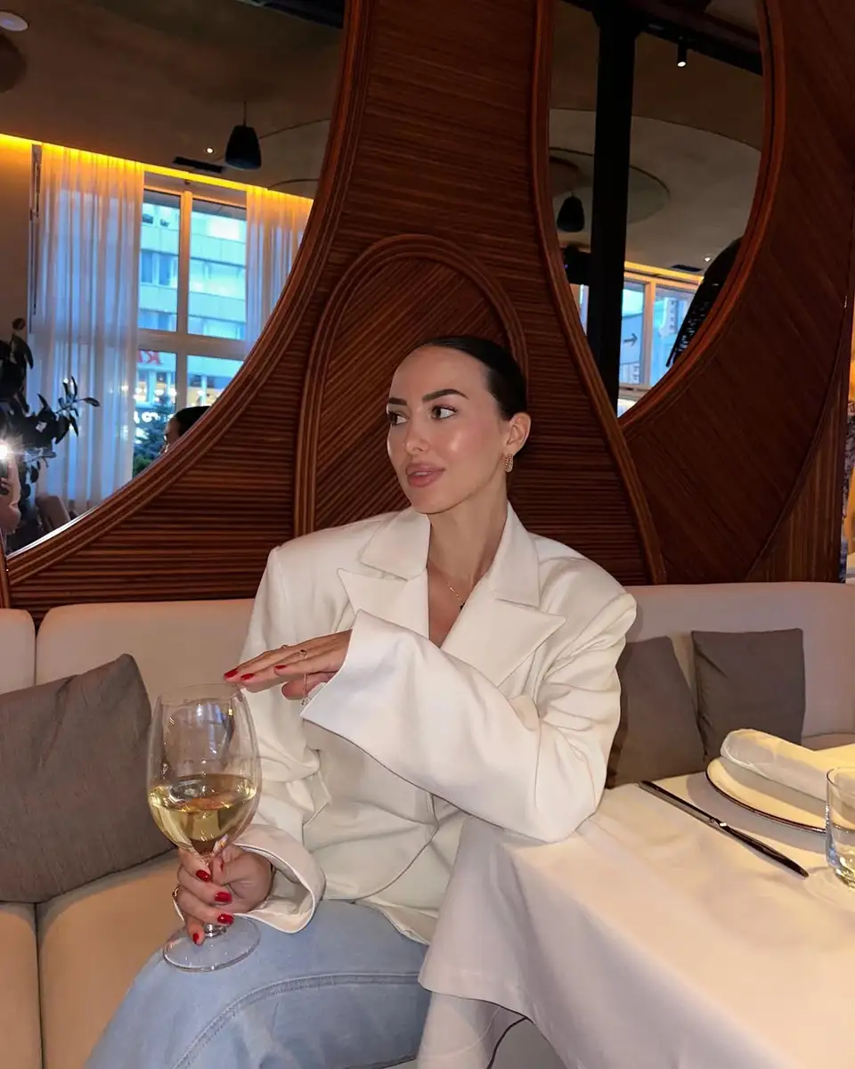 Juliette escort in London