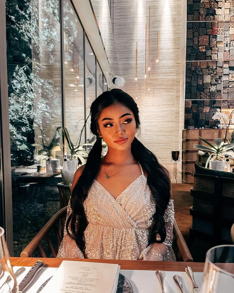 Livia escort in London