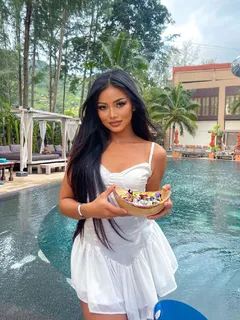 Livia escort in London