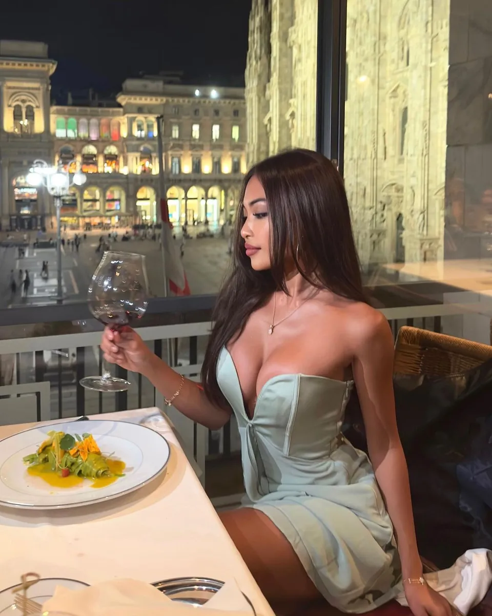 Rosalind escort in London