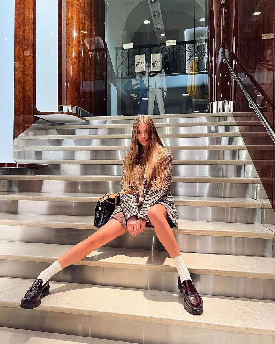 Waverly escort in London
